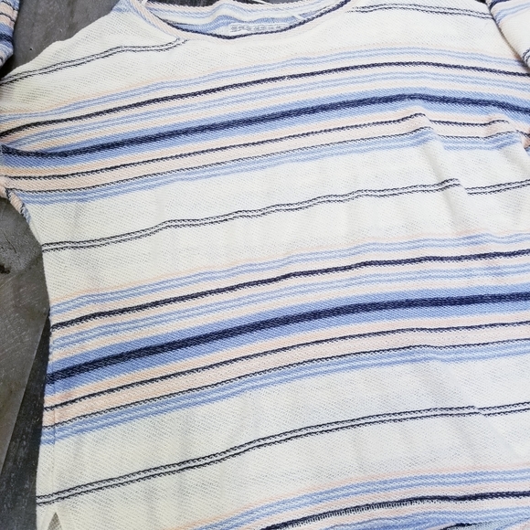 O'Neill long sleeve - Picture 6 of 8